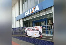 Sindicato dos Bancários realiza ato no centro de Caçador Sindicato dos Bancários realiza ato no centro de Caçador