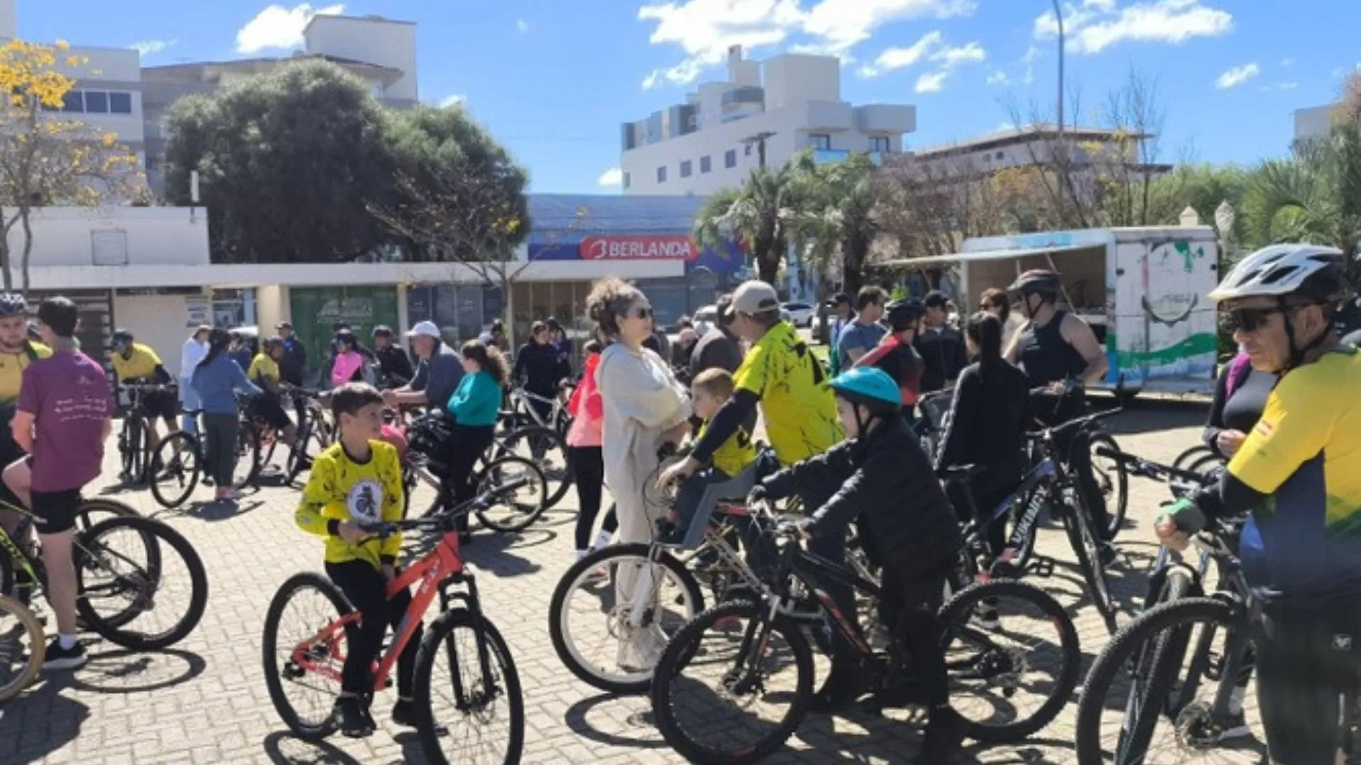 1º Bike Jus reúne cerca de 150 ciclistas em Campos Novos