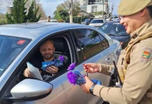 Blitz do Bem reforça combate à violência contra mulher em Caçador Blitz do Bem reforça combate à violência contra mulher em Caçador