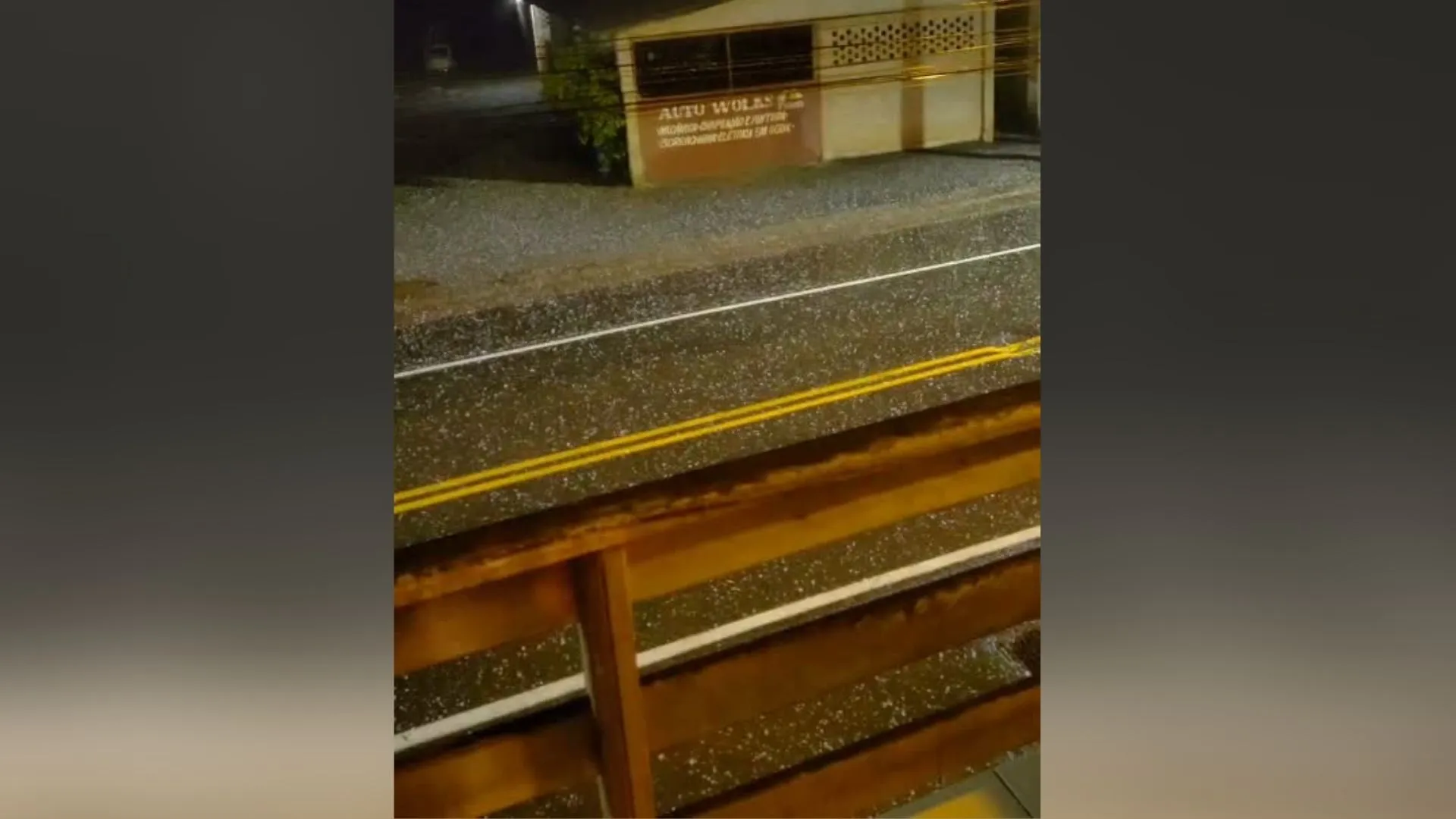 Municípios do Meio-Oeste registram chuva de granizo