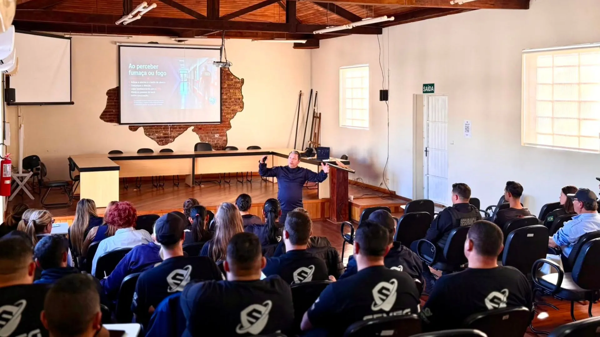 Guarda Municipal de Caçador ministra capacitação para vigilantes escolares