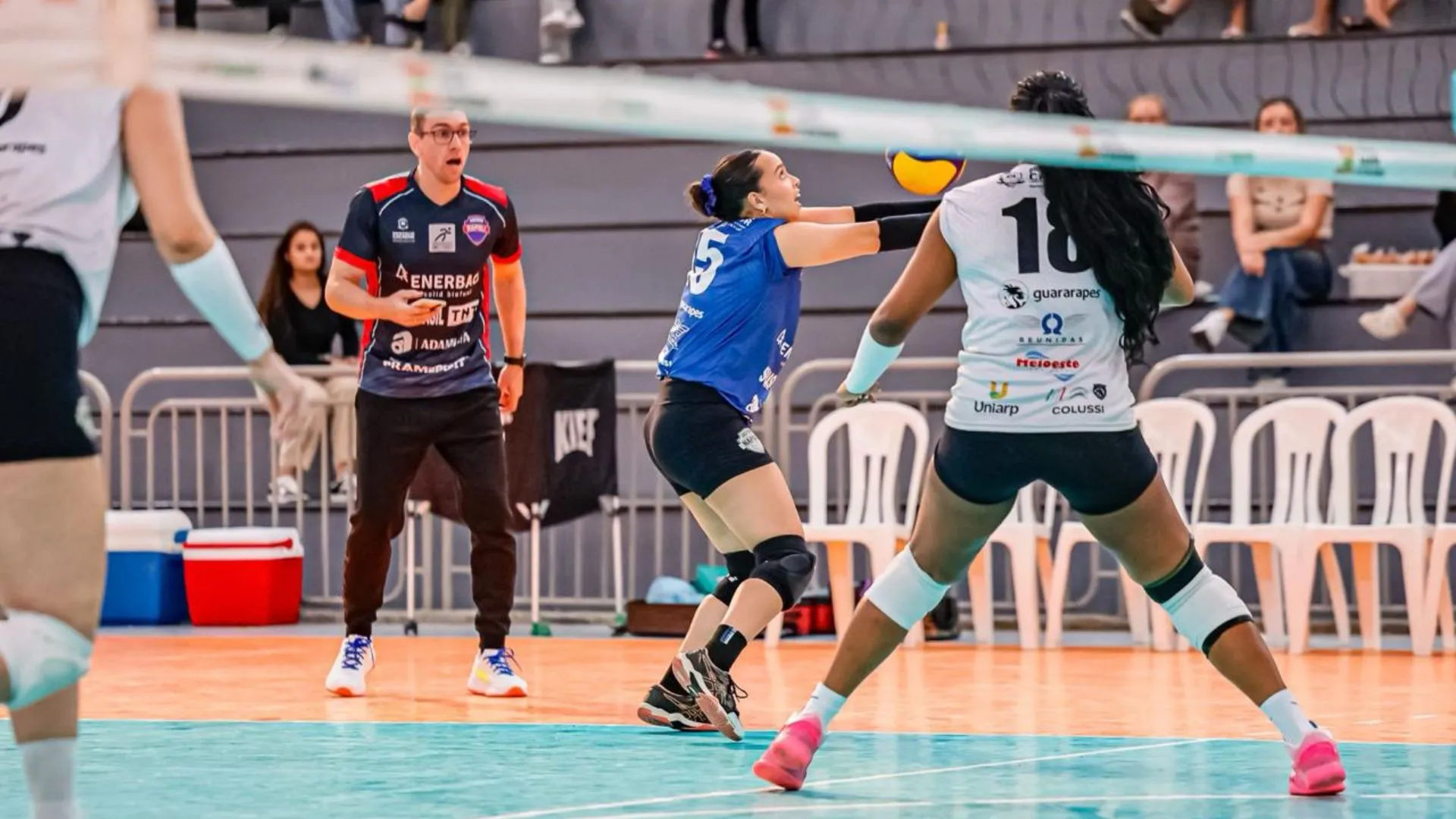 Napoli/Caçador conhece adversários da fase nacional da Superliga C
