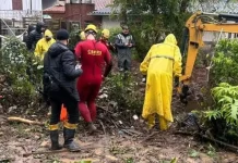 Chuva de quase 200 mm provoca deslizamentos, alagamentos e deixa quatro desaparecidos na Serra Gaúcha Chuva de quase 200 mm provoca deslizamentos, alagamentos e deixa quatro desaparecidos na Serra Gaúcha