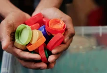 Alunos participam de ação de conscientização ambiental e arrecadam tampinhas Alunos participam de ação de conscientização ambiental e arrecadam tampinhas