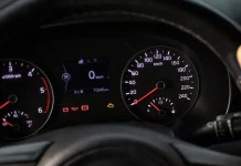 Sinais de que seu carro pode precisar de atenção Sinais de que seu carro pode precisar de atenção
