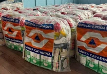 Canoinhas entrega kits de ajuda a famílias atingidas pela enchente Canoinhas entrega kits de ajuda a famílias atingidas pela enchente