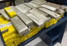 PRF apreende 100 kg de maconha após perseguição no Meio-Oeste PRF apreende 100 kg de maconha após perseguição no Meio-Oeste