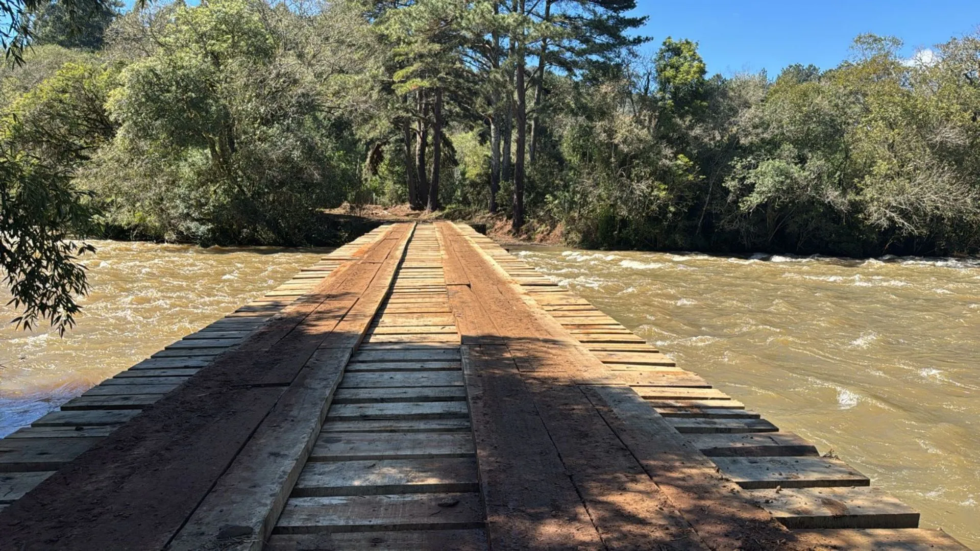 Ponte revitalizada melhora trânsito entre Macieira e Caçador