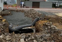 Paralisação de obra de drenagem gera cobranças na Câmara de Caçador Paralisação de obra de drenagem gera cobranças na Câmara de Caçador