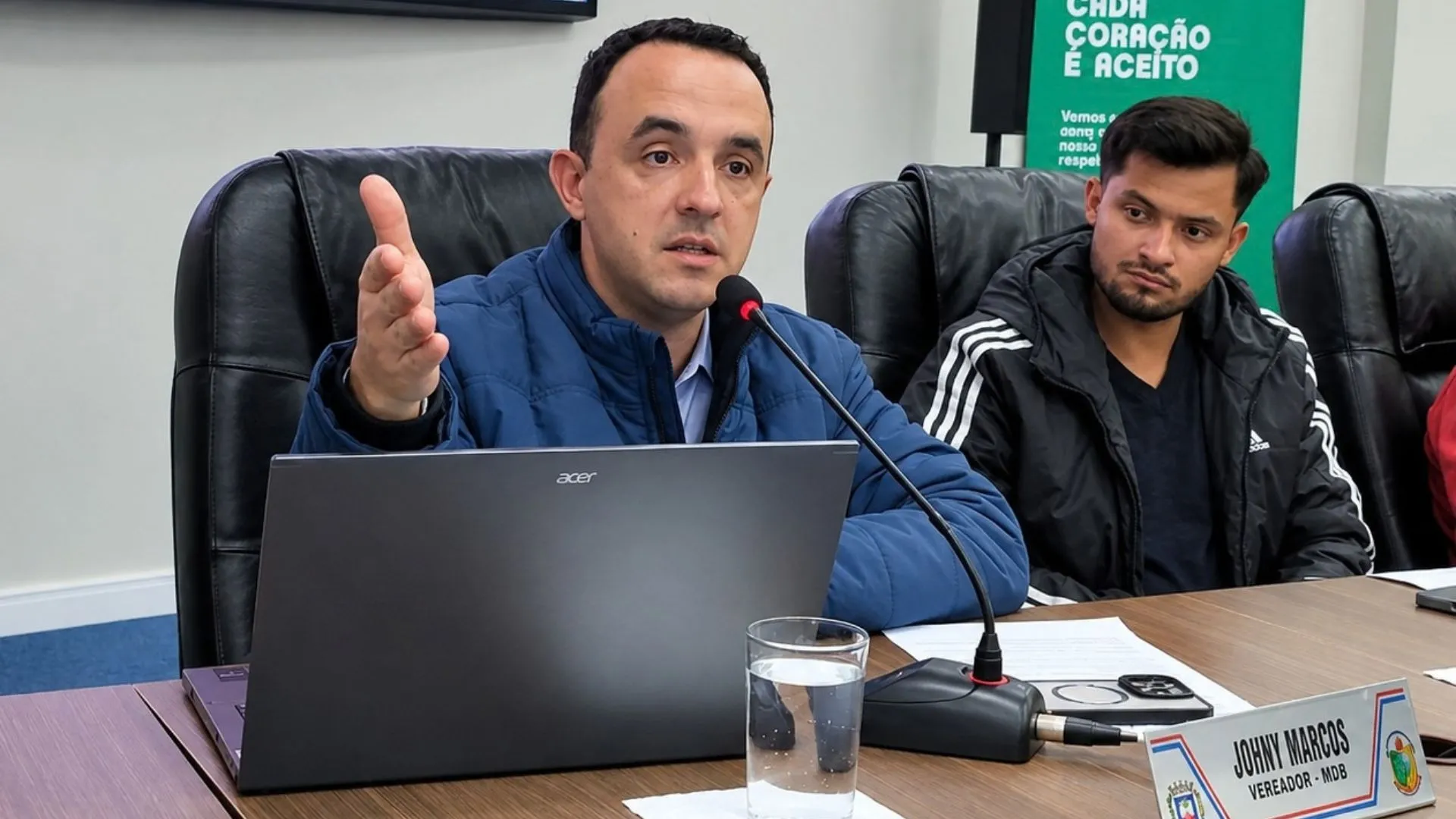 Câmara aprova projeto para retirada de fios e cabos em desuso em Caçador