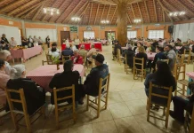 Arroio Trinta reúne terceira idade em manhã especial de celebração Arroio Trinta encerra programação do Idoso com evento especial