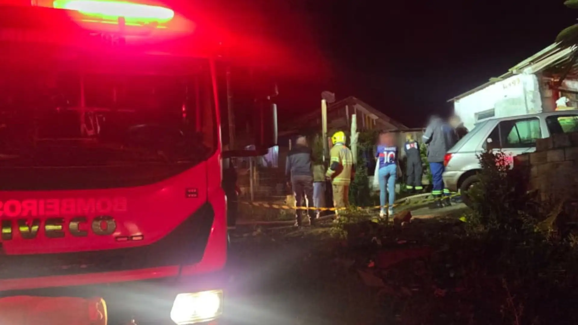 Jovem grávida e idoso morrem em incêndio em residência em Monte Carlo