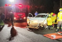 Colisão entre Saveiro e caminhão deixa homem ferido na SC-355 Colisão entre Saveiro e caminhão deixa homem ferido na SC-355