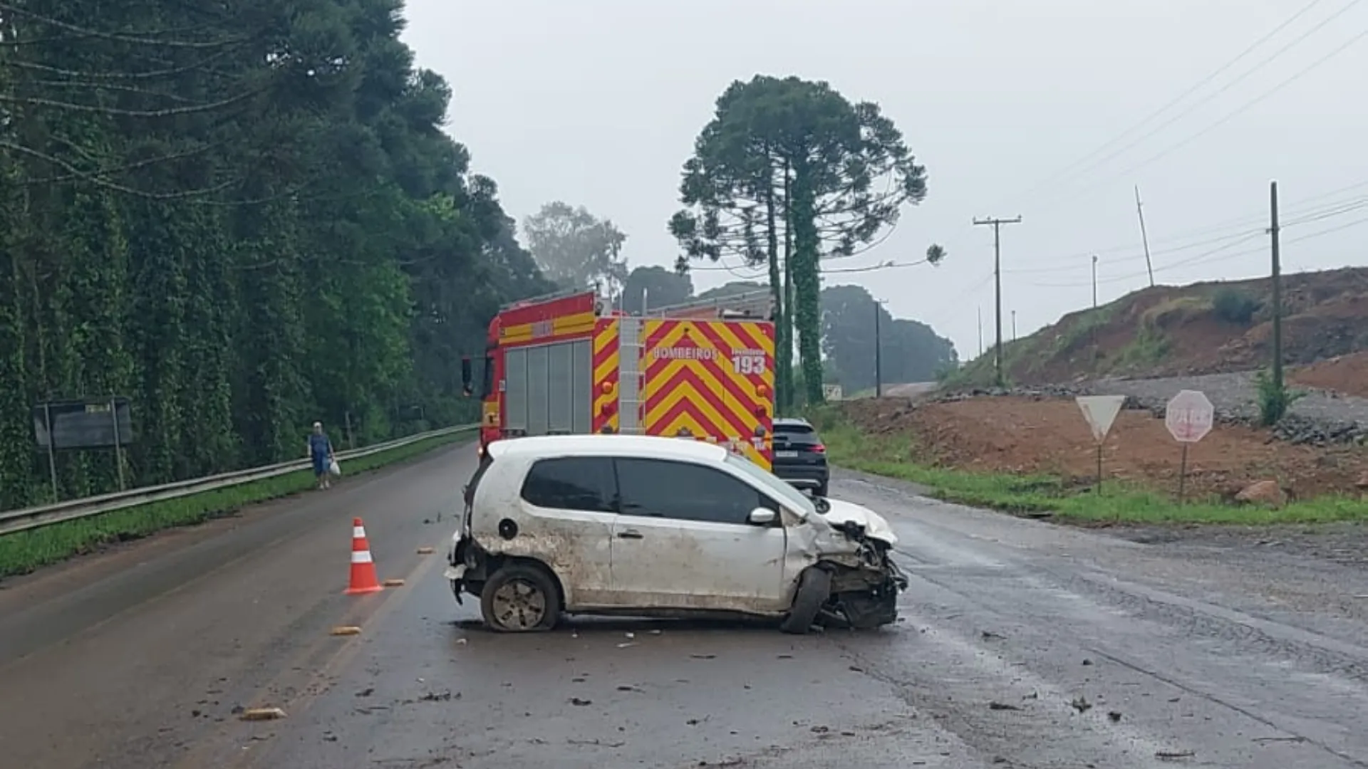 Acidente em Videira deixa motorista ferida