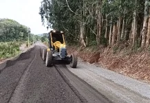 Arroio Trinta avança com obras de pavimentação e melhorias em estradas rurais Arroio Trinta avança com obras de pavimentação e melhorias em estradas rurais