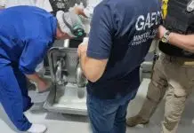 Justiça condena 15 pessoas por esquema de leite adulterado com soda cáustica Justiça condena 15 pessoas por esquema de leite adulterado com soda cáustica